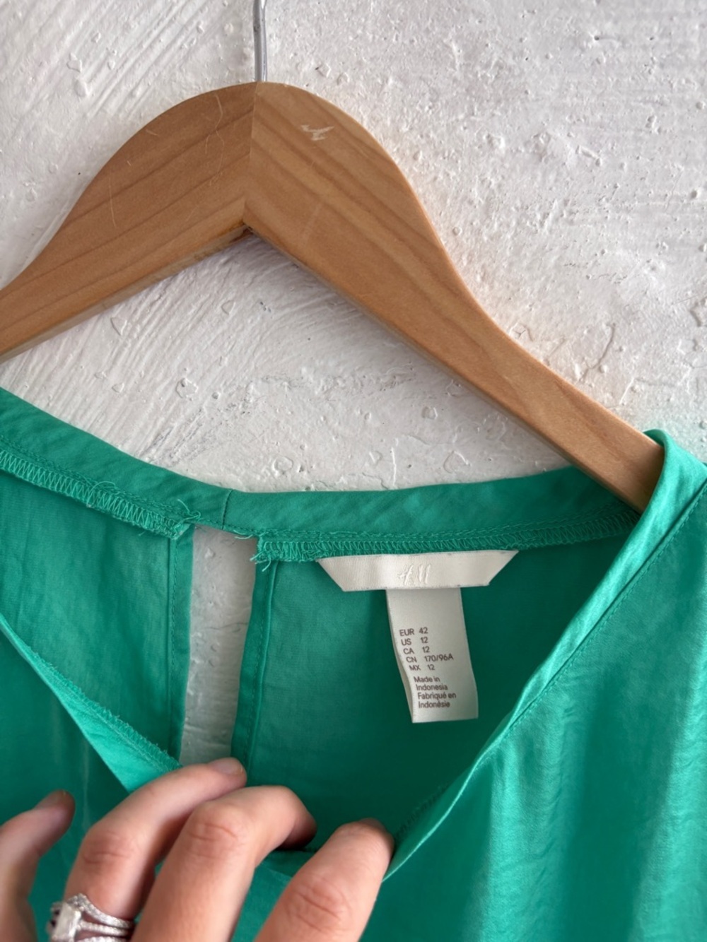 Woman’s beautiful spring H&M blouse - Picture 5 of 10